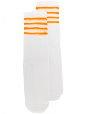 Трикотажные носки в полоску Maison Margiela. Цвет: белый