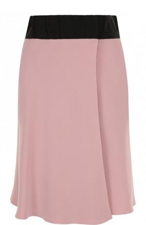 Шелковая мини-юбка с контрастным поясом Giorgio Armani. Цвет: розовый