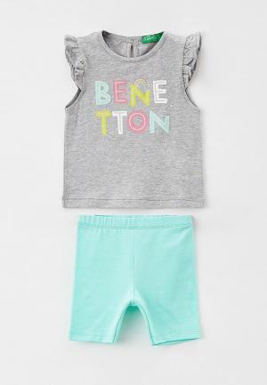 Майка и шорты United Colors of Benetton. Цвет: разноцветный