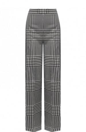 Расклешенные шелковые брюки с лампасами Victoria, Victoria Beckham. Цвет: черно-белый