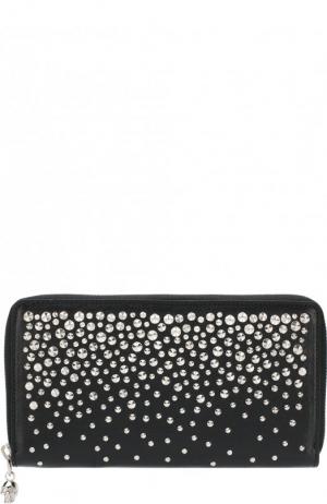 Кожаный кошелек на молнии с металлическими заклепками Alexander McQueen. Цвет: черный