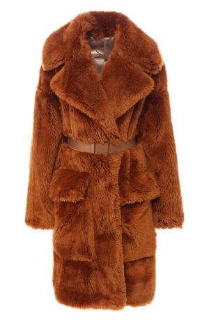 Пальто из эко-меха с поясом No. 21. Цвет: коричневый
