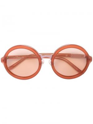 Солнцезащитные очки в круглой оправе Linda Farrow. Цвет: розовый и фиолетовый