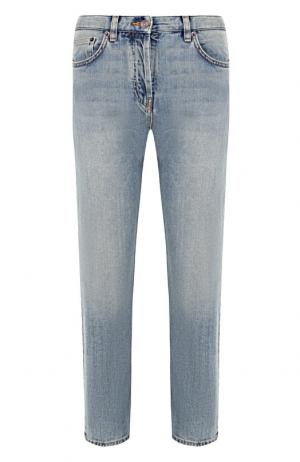 Укороченные джинсы с потертостями The Row. Цвет: голубой
