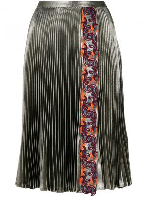 Плиссированная юбка длины миди Versace. Цвет: металлический