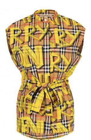 Хлопковая блуза с поясом и воротником-стойкой Burberry. Цвет: желтый