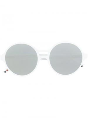 Солнцезащитные очки в круглой оправе Thom Browne Eyewear. Цвет: белый
