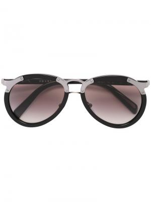 Солнцезащитные очки Prada Eyewear. Цвет: чёрный
