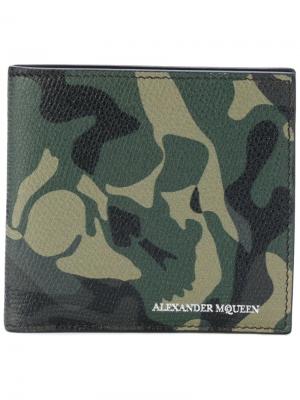 Камуфляжный бумажник Alexander McQueen. Цвет: зелёный