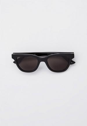 Очки солнцезащитные Gucci. Цвет: черный