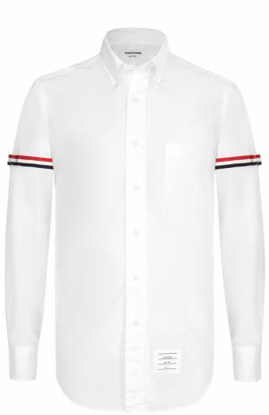 Хлопковая рубашка с воротником button down и контрастной отделкой Thom Browne. Цвет: белый
