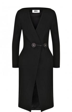 Приталенное однотонное пальто Mm6. Цвет: черный
