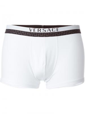 Трусы-боксеры с логотипом Versace. Цвет: белый