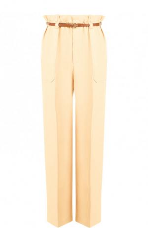 Однотонные брюки с завышенной талией и контрастным поясом Chloé. Цвет: бежевый