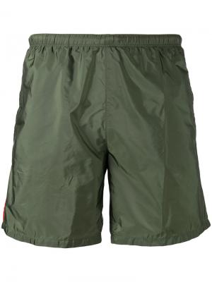 Плавательные шорты с эластичным поясом Prada. Цвет: зелёный
