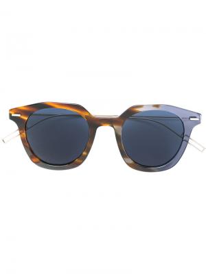Солнцезащитные очки с эффектом черепашьего панциря Dior Eyewear. Цвет: коричневый