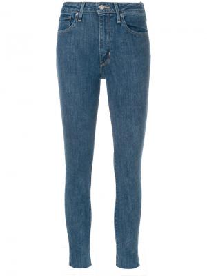 Укороченные джинсы кроя скинни Levis Levi's. Цвет: синий