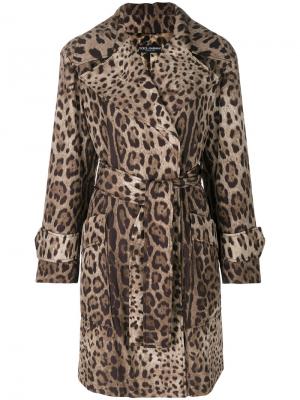 Леопардовое пальто с поясом Dolce & Gabbana. Цвет: многоцветный