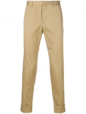 Приталенные брюки строгого кроя Prada. Цвет: телесный