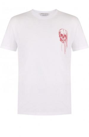 Хлопковая футболка с вышивкой Alexander McQueen. Цвет: белый