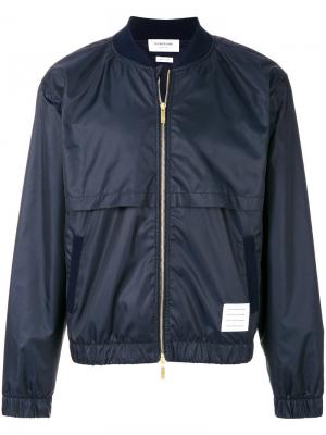 Куртка-бомбер Thom Browne. Цвет: синий