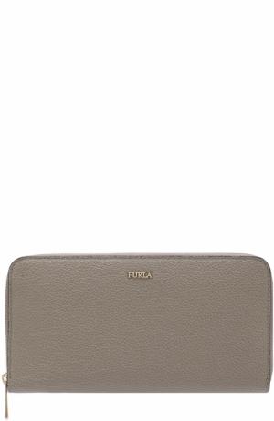 Кожаный кошелек на молнии с логотипом бренда Furla. Цвет: серый