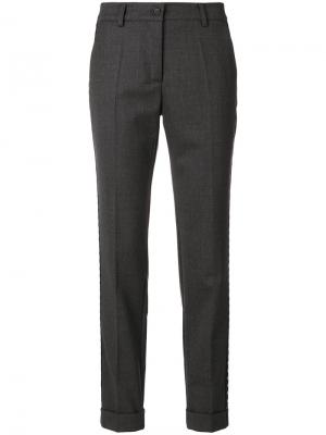Укороченные брюки с заклепками P.A.R.O.S.H.. Цвет: серый