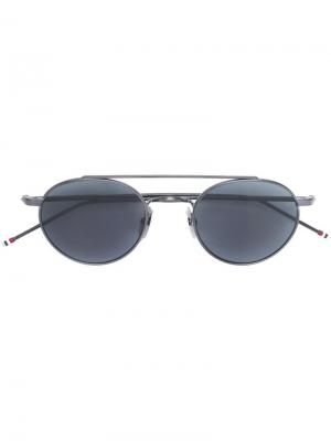 Солнцезащитные очки Thom Browne Eyewear. Цвет: серый
